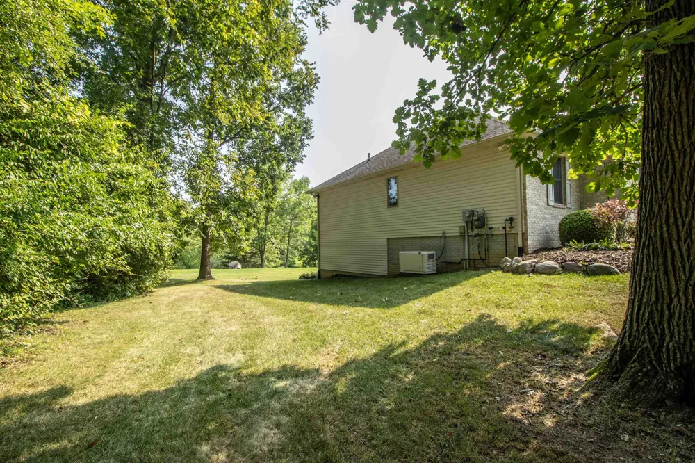 2539 Rushbrook Drive Flint Charter Township, MI 48433