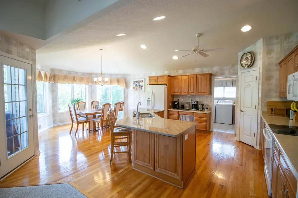 2539 Rushbrook Drive Flint Charter Township, MI 48433