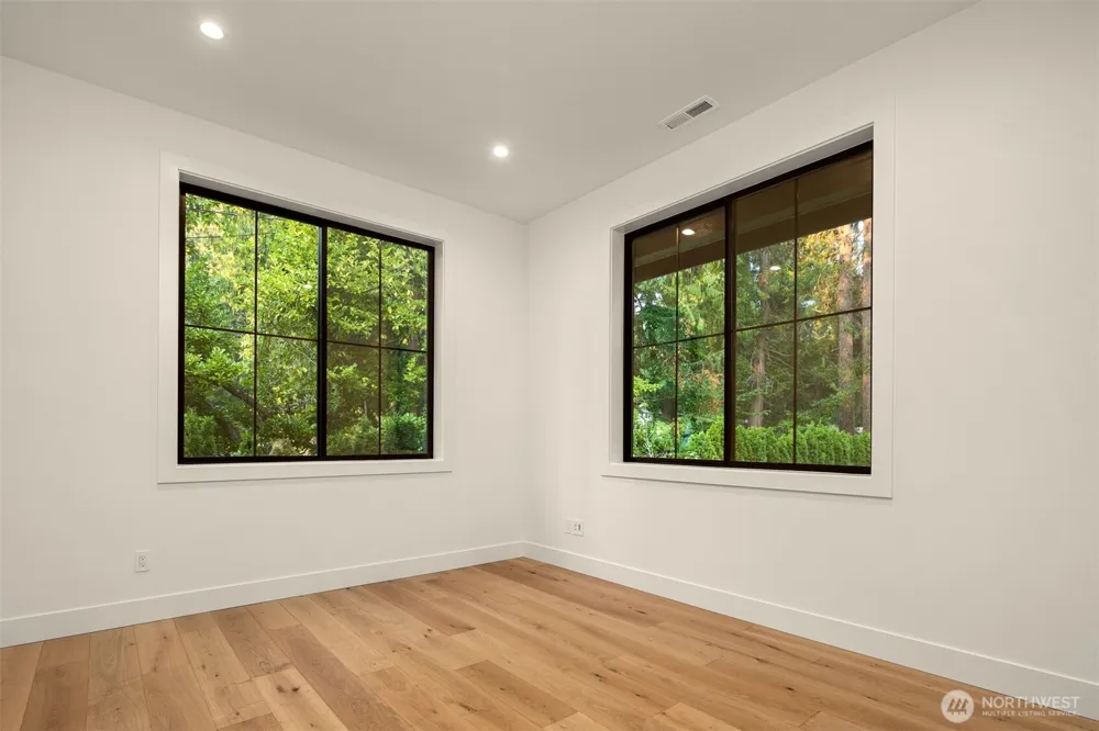 33437 33rd Place S Federal Way, WA 98001