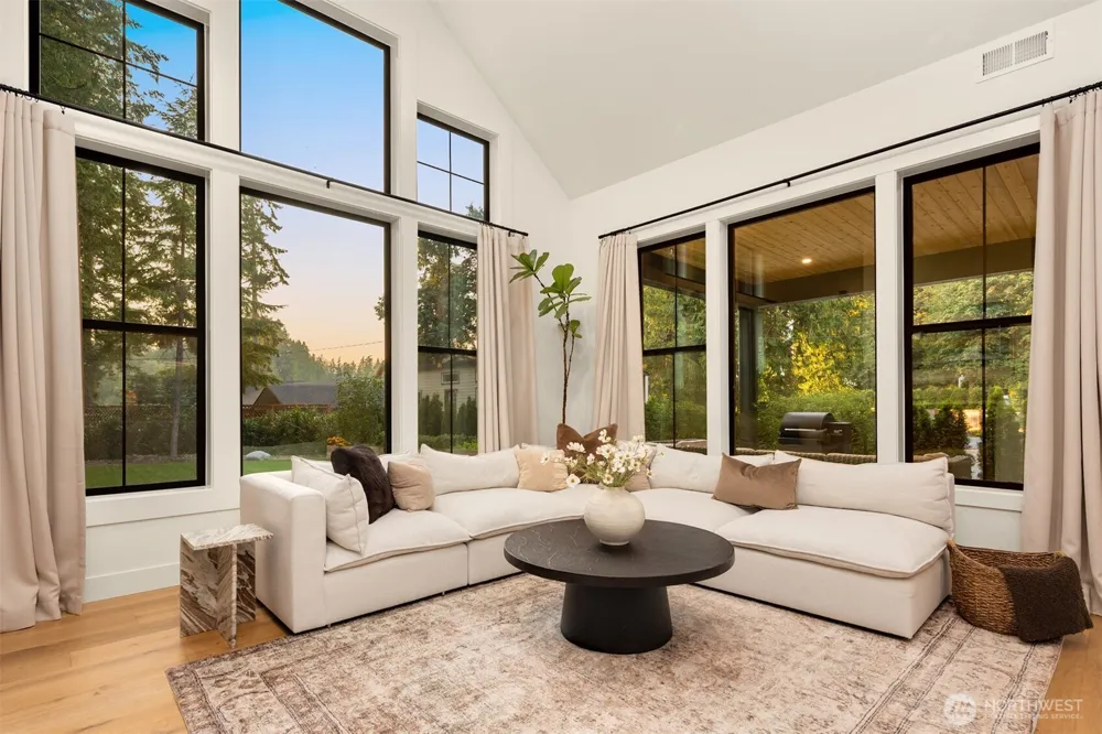 33437 33rd Place S Federal Way, WA 98001