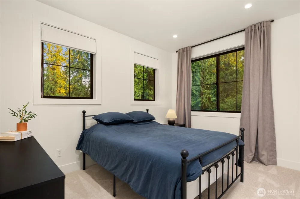 33437 33rd Place S Federal Way, WA 98001