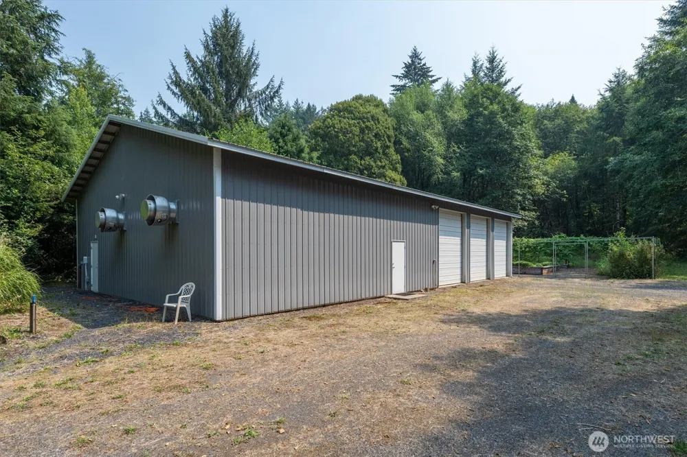 558 Spruce Creek Road Longview, WA 98632