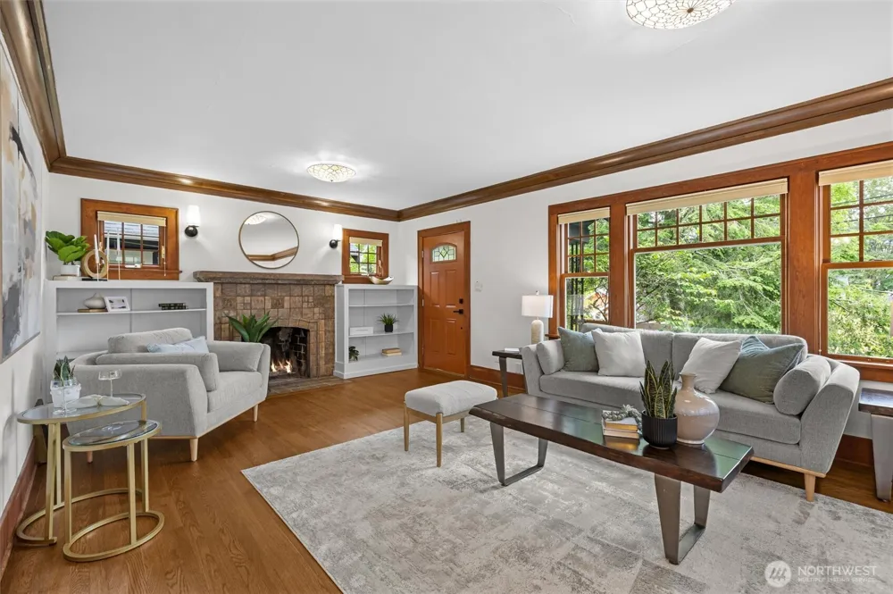 1417 Martin Luther King Jr Way Seattle, WA 98122