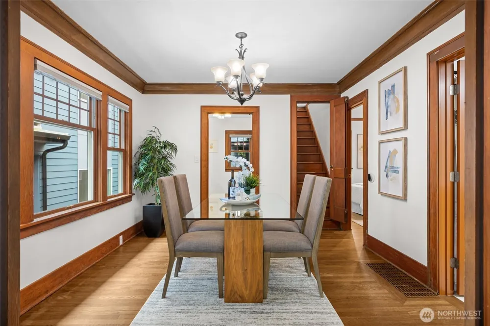 1417 Martin Luther King Jr Way Seattle, WA 98122