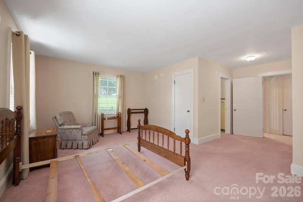 17 E Murray Street Maiden, NC 28650