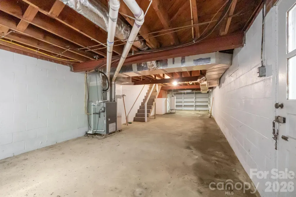 17 E Murray Street Maiden, NC 28650