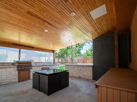 2319 Klondike Drive