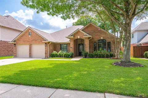 814 Maplewood Falls Court