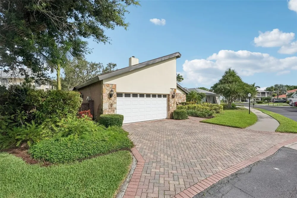 2312 89TH STREET NW #32 Bradenton, FL 34209