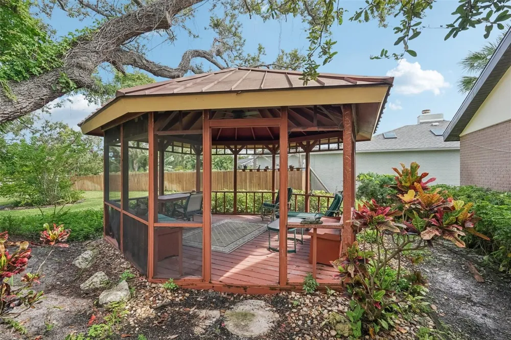 2312 89TH STREET NW #32 Bradenton, FL 34209
