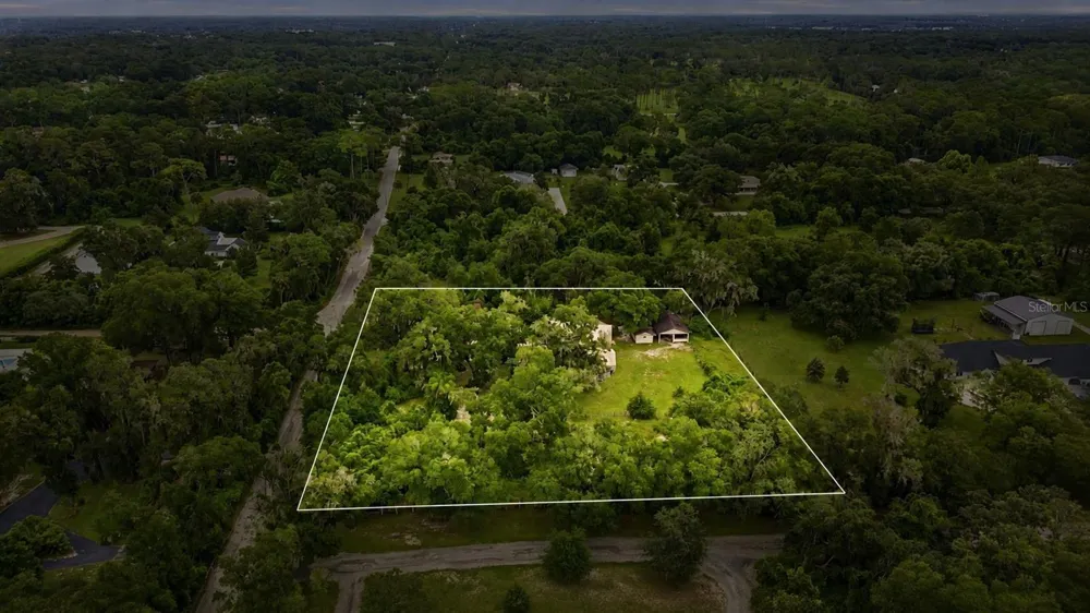 1320 W TAYLOR ROAD Deland, FL 32720