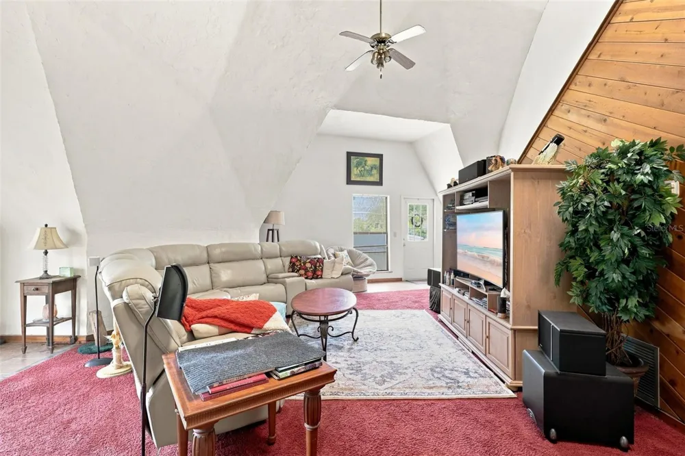 1320 W TAYLOR ROAD Deland, FL 32720