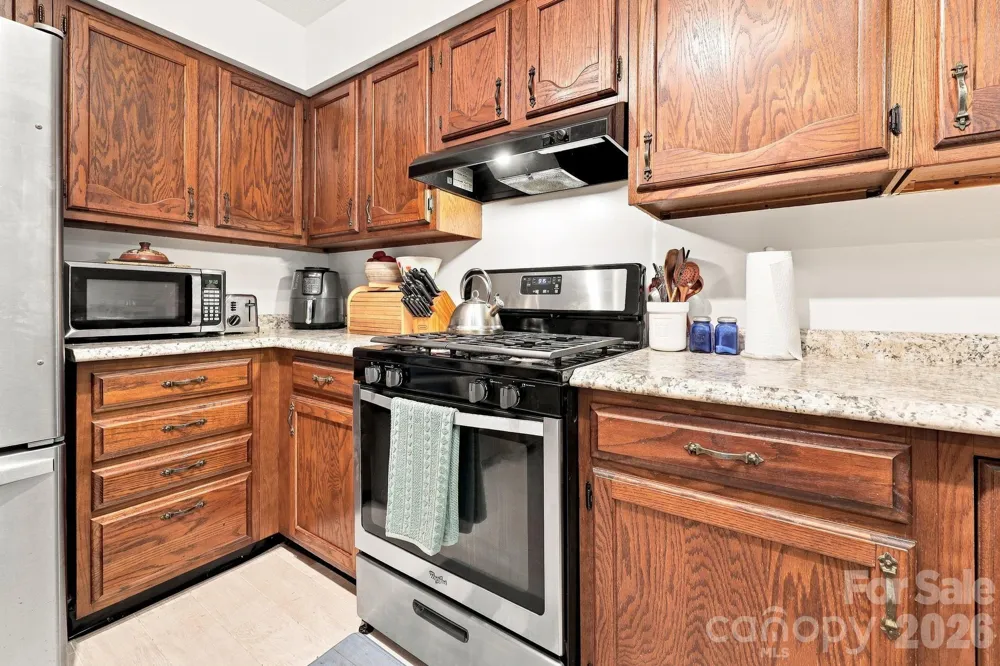 473 King William Road Hendersonville, NC 28739