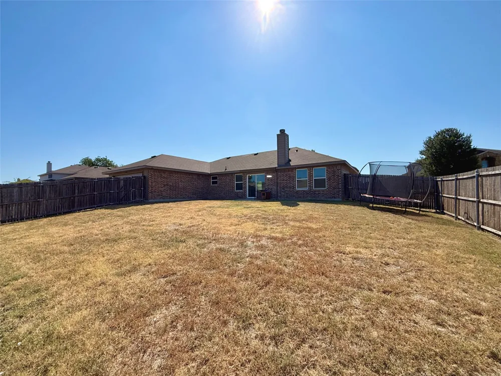 2126 Candace Drive Lancaster, TX 75146