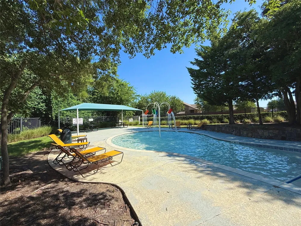 2126 Candace Drive Lancaster, TX 75146
