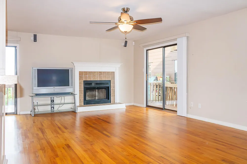 787 Davis Road League City, TX 77573
