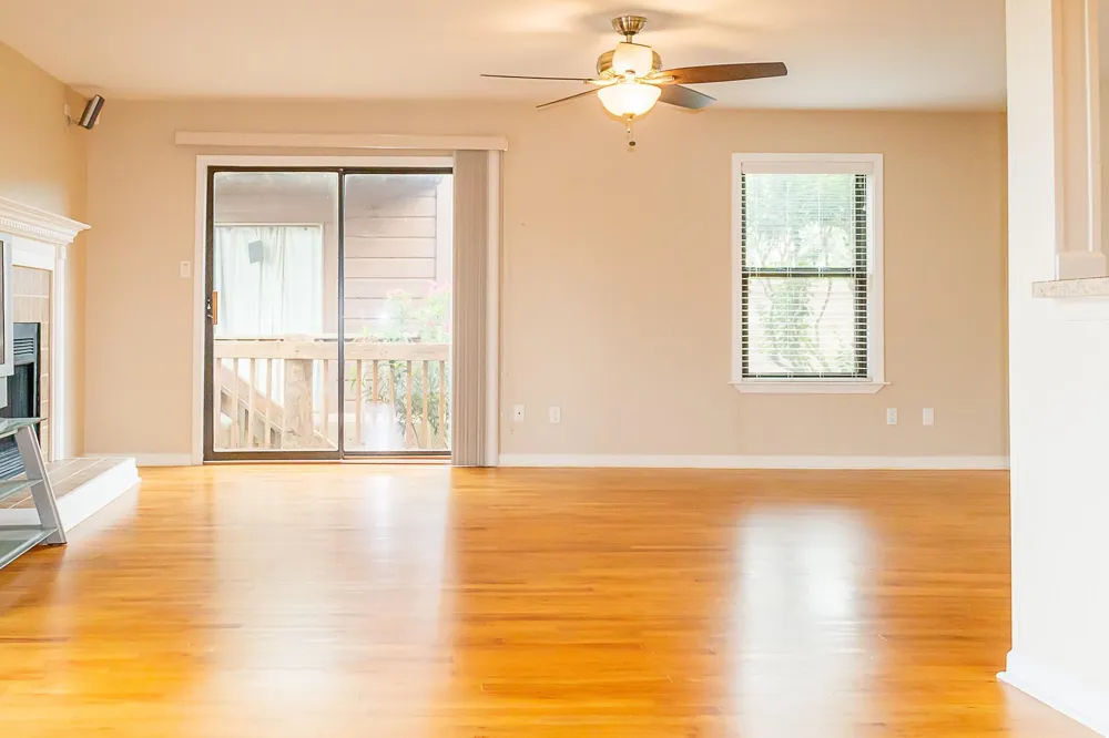 787 Davis Road League City, TX 77573
