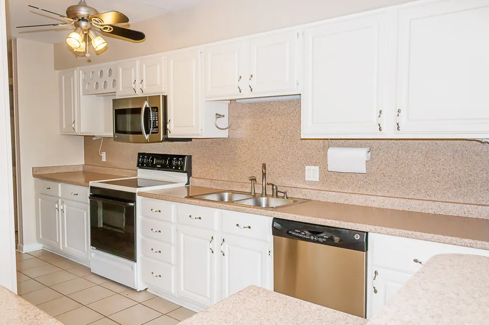 787 Davis Road League City, TX 77573