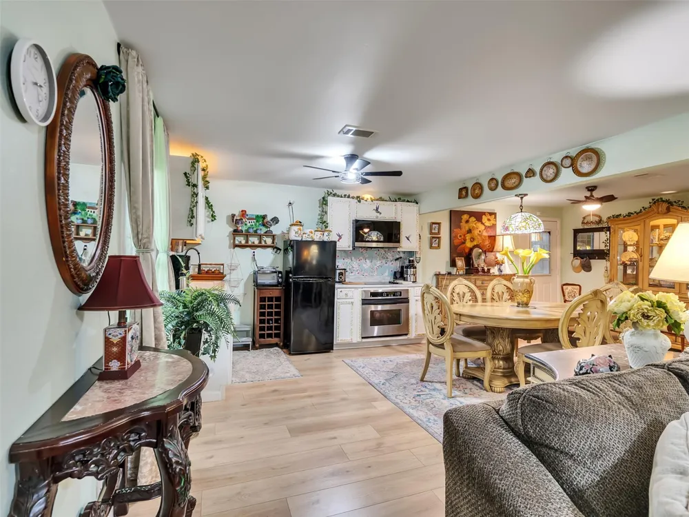 1222 Madison Avenue Port Bolivar, TX 77650