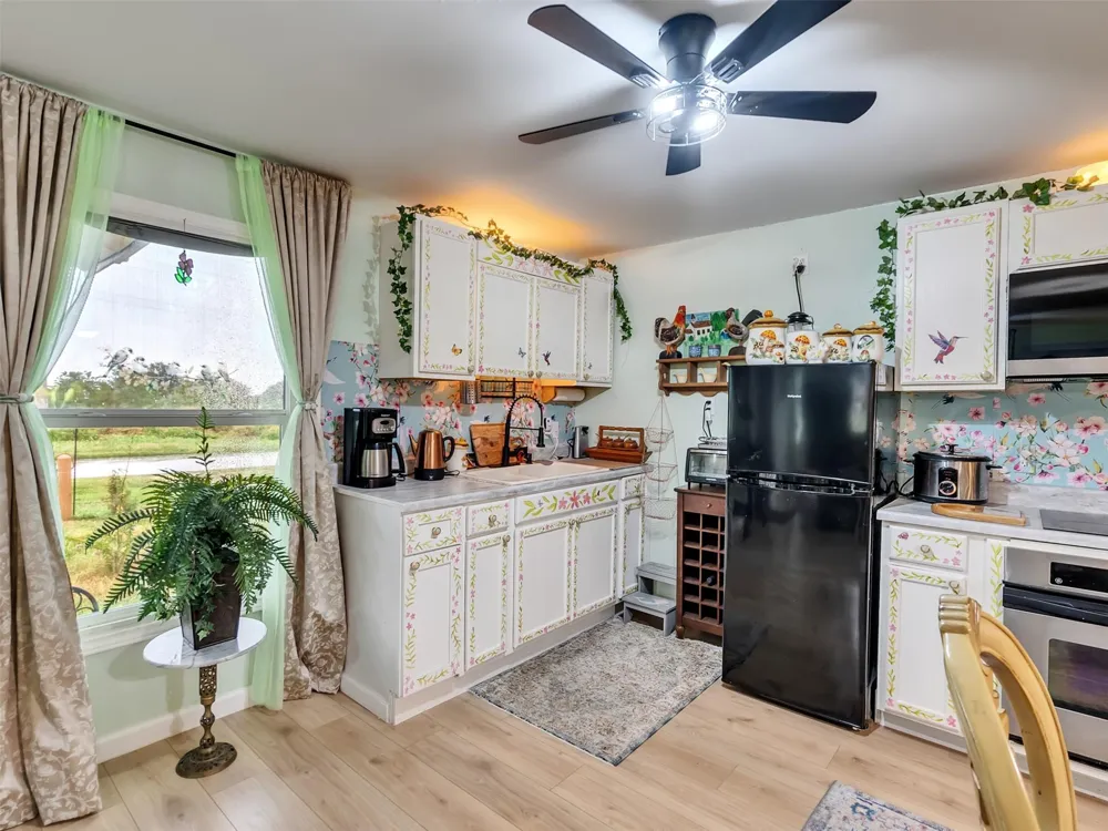 1222 Madison Avenue Port Bolivar, TX 77650