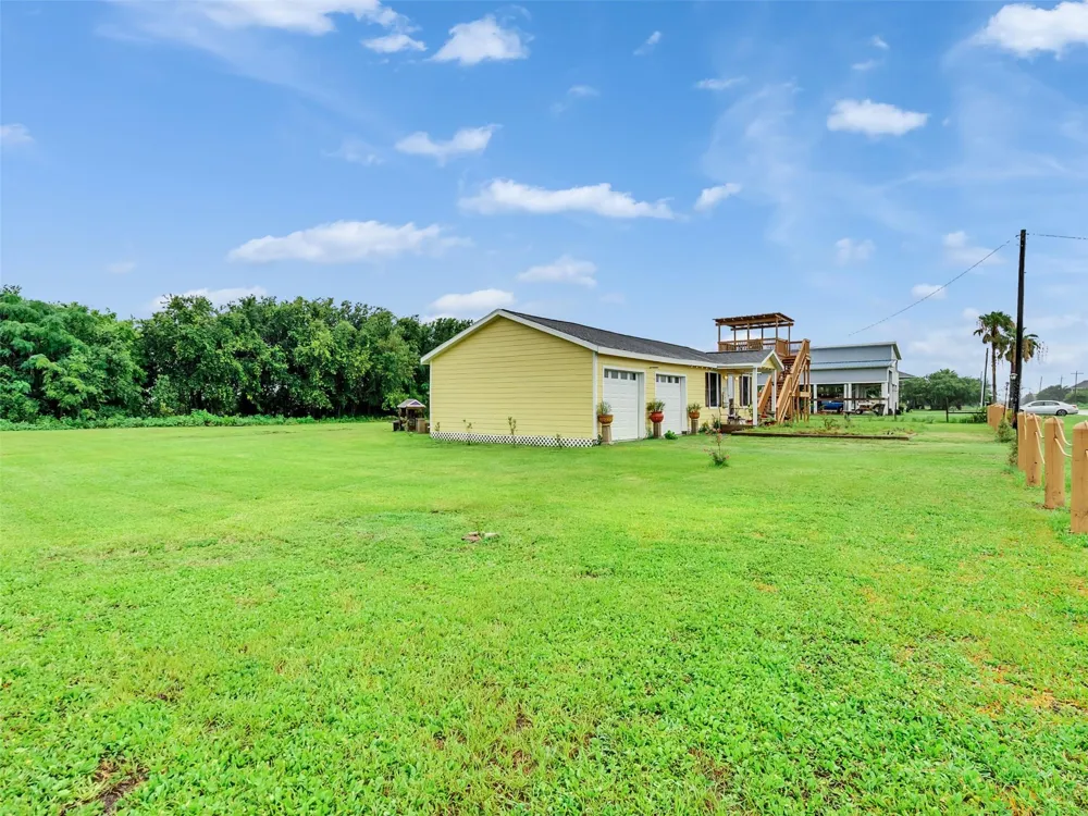 1222 Madison Avenue Port Bolivar, TX 77650
