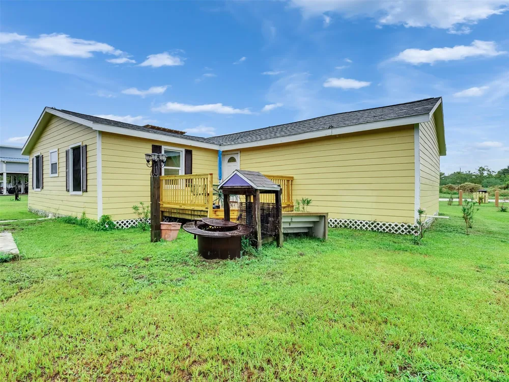1222 Madison Avenue Port Bolivar, TX 77650
