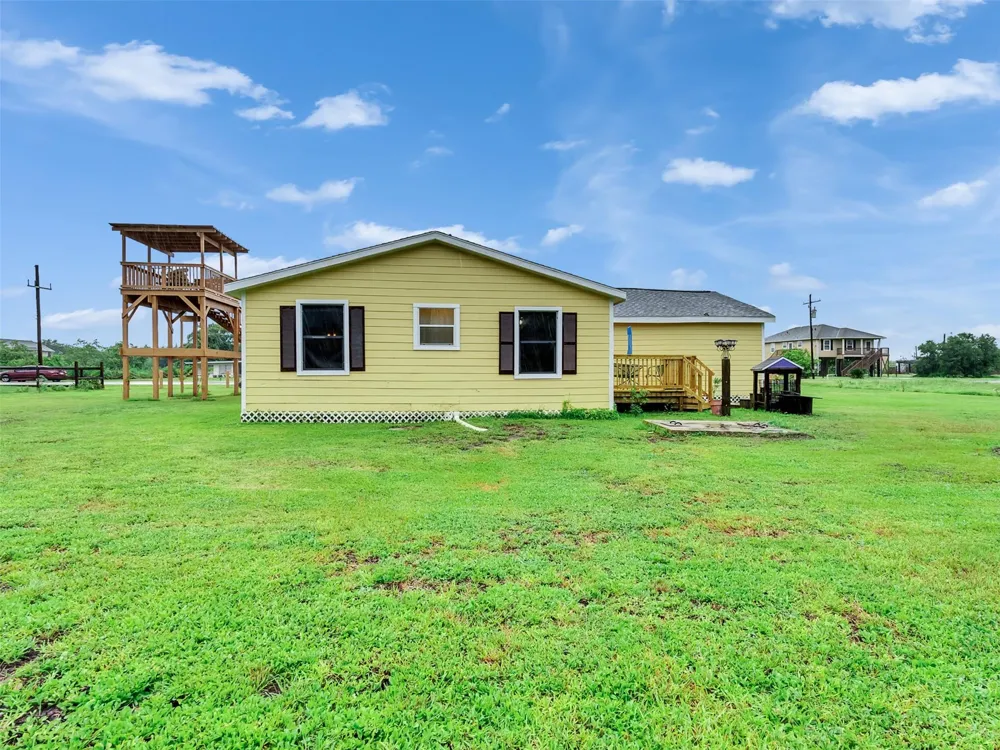 1222 Madison Avenue Port Bolivar, TX 77650