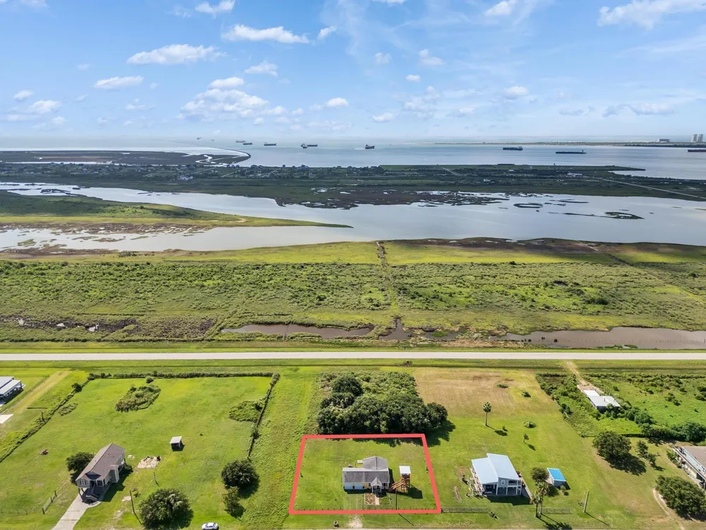 1222 Madison Avenue Port Bolivar, TX 77650
