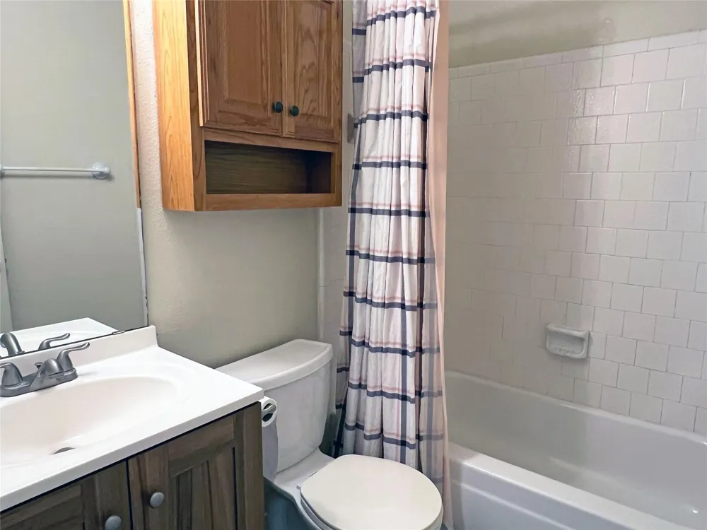 2910 Grants Lake Boulevard #704 Sugar Land, TX 77479