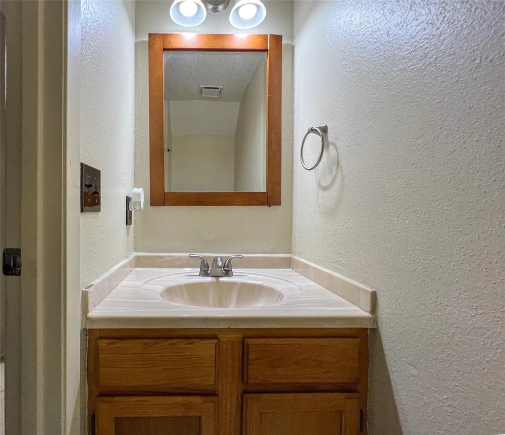 2910 Grants Lake Boulevard #704 Sugar Land, TX 77479