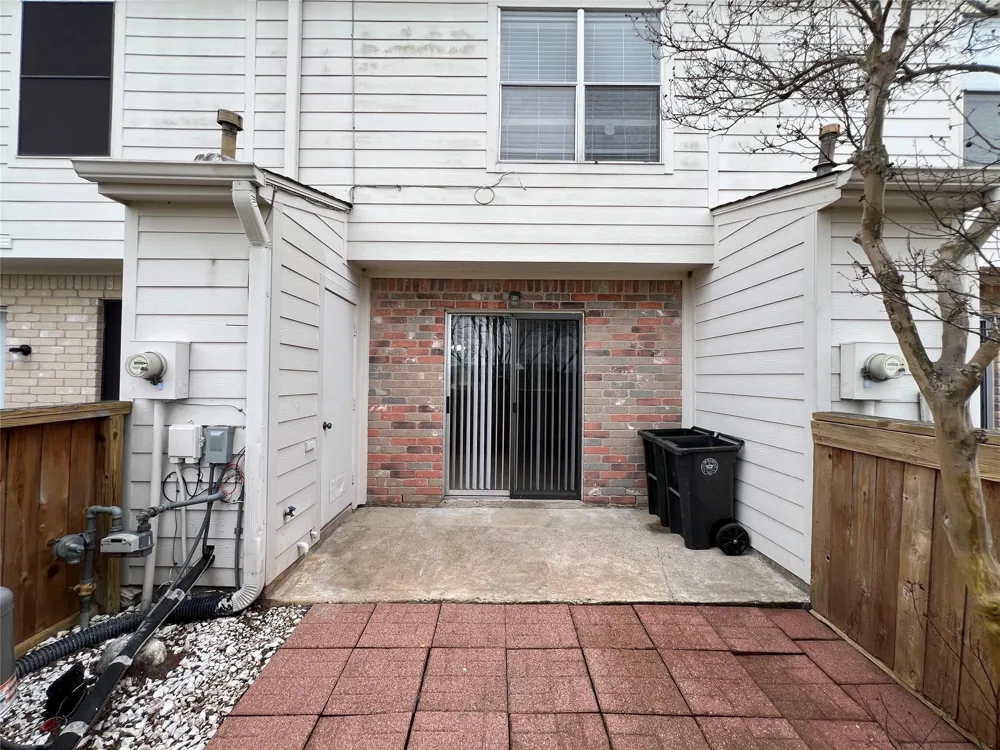 2910 Grants Lake Boulevard #704 Sugar Land, TX 77479