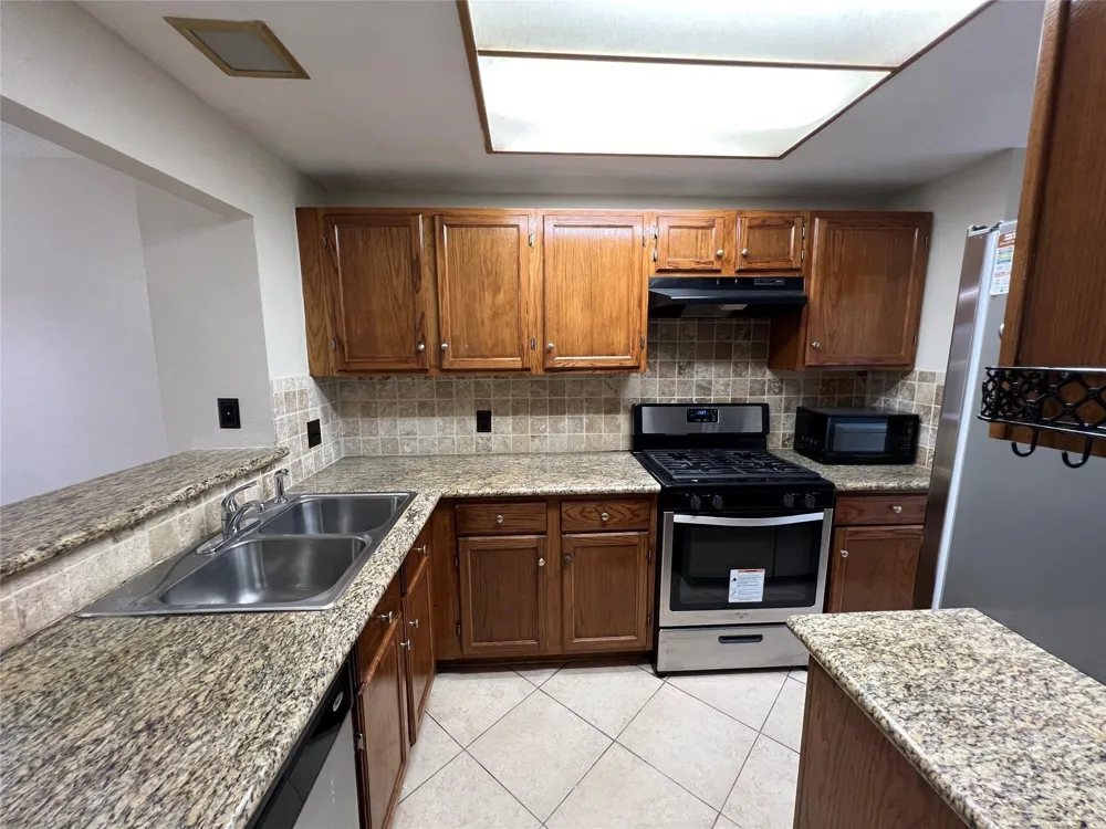 2910 Grants Lake Boulevard #704 Sugar Land, TX 77479
