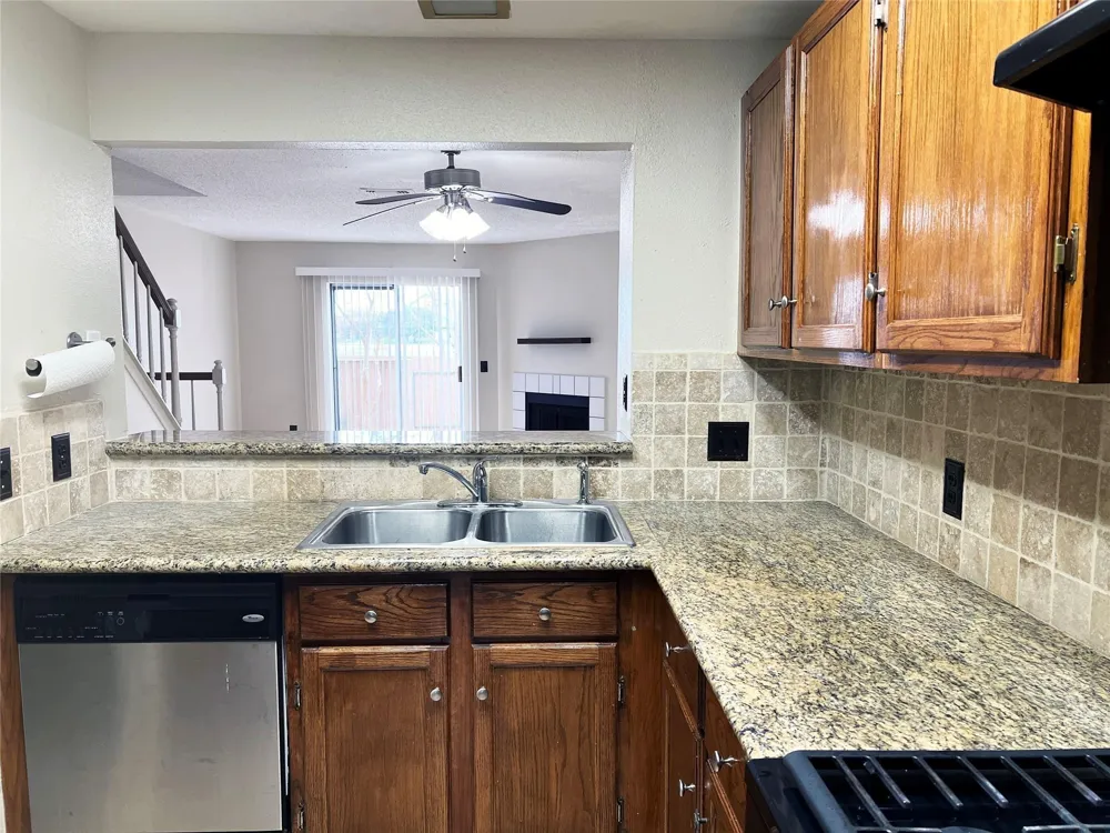 2910 Grants Lake Boulevard #704 Sugar Land, TX 77479