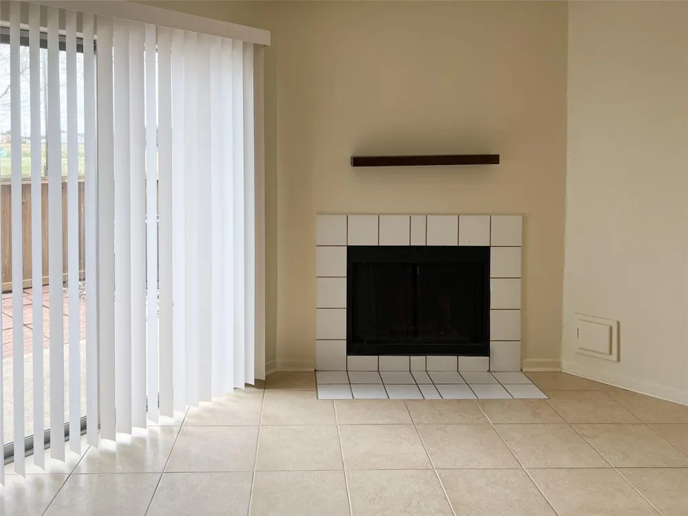 2910 Grants Lake Boulevard #704 Sugar Land, TX 77479