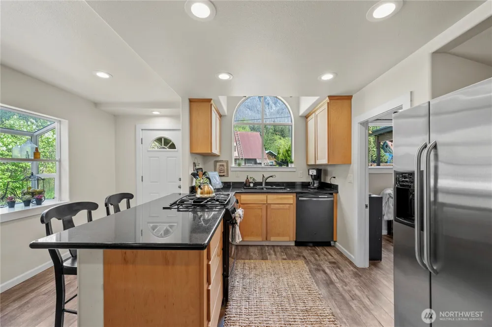 14616 681st Avenue NE Baring, WA 98224