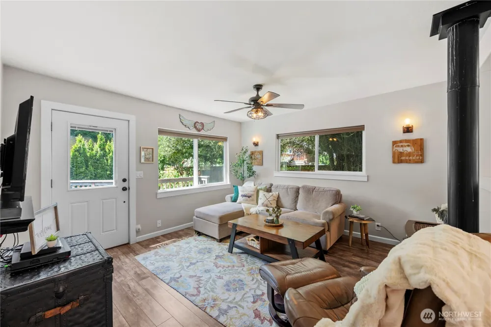 14616 681st Avenue NE Baring, WA 98224