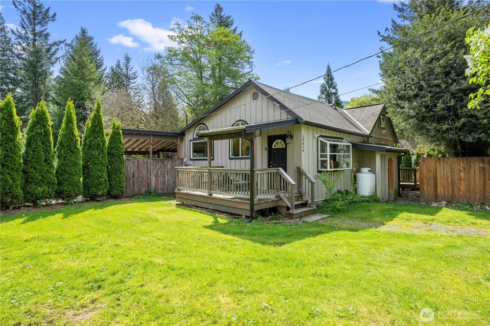 14616 681st Avenue NE Baring, WA 98224