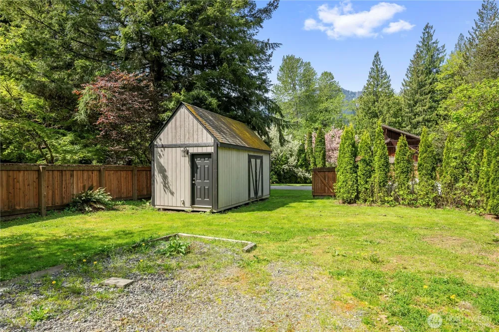 14616 681st Avenue NE Baring, WA 98224