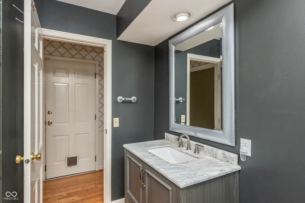 4516 Sylvan Road Indianapolis, IN 46228