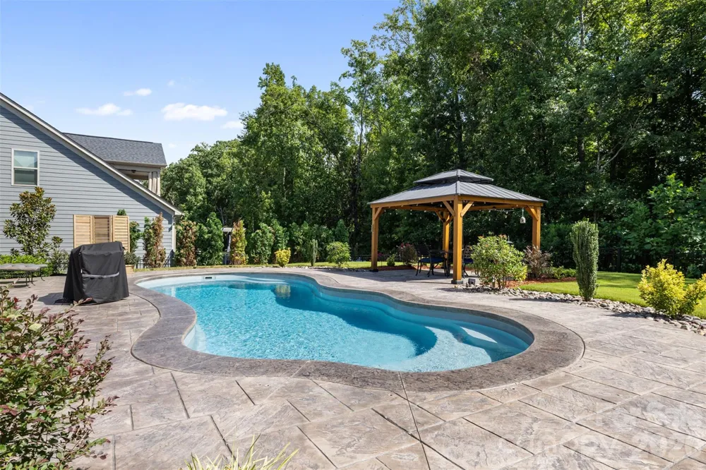 961 Stebbins Drive Fort Mill, SC 29715