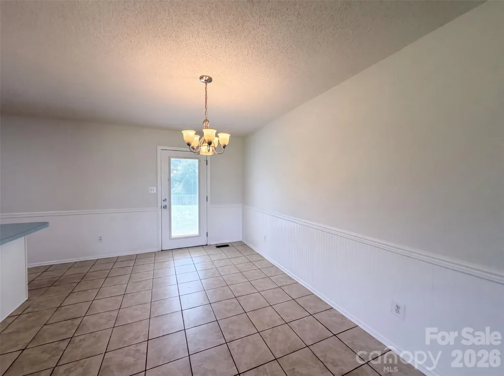 2243 Mintew Circle Lincolnton, NC 28092