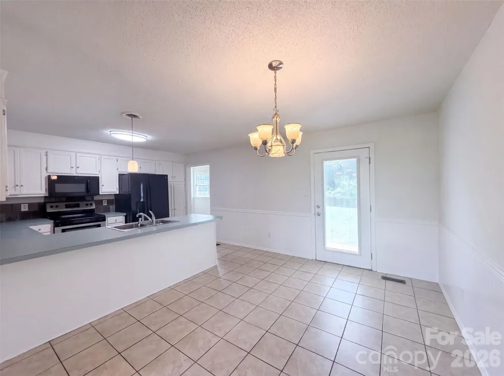 2243 Mintew Circle Lincolnton, NC 28092