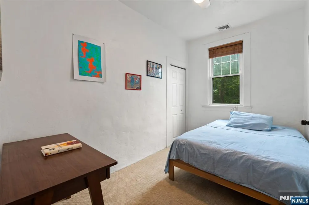 321 Glen Avenue Ridgewood, NJ 07450