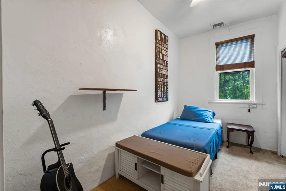 321 Glen Avenue Ridgewood, NJ 07450