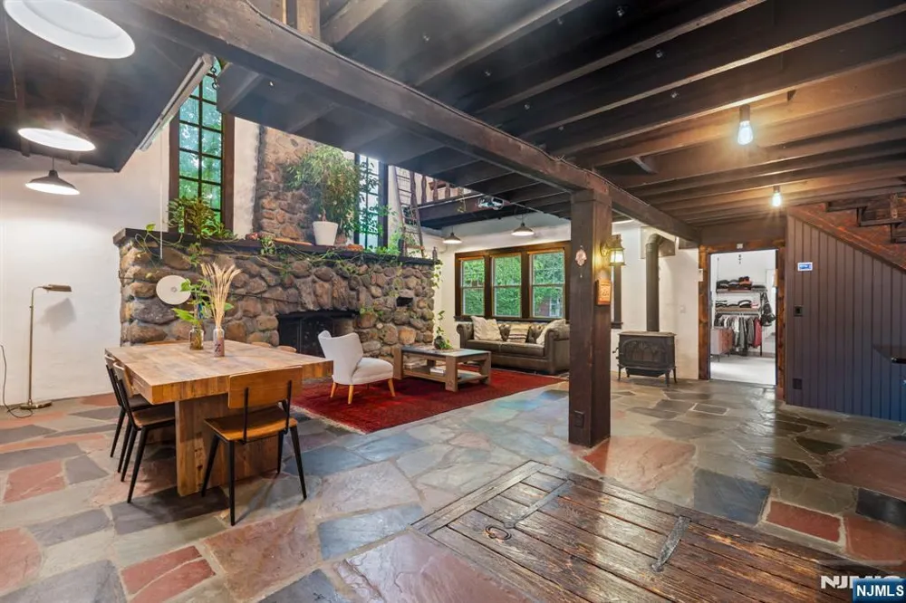 321 Glen Avenue Ridgewood, NJ 07450