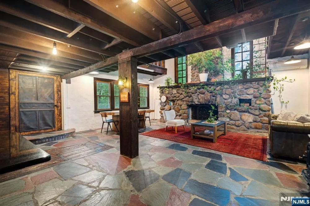 321 Glen Avenue Ridgewood, NJ 07450