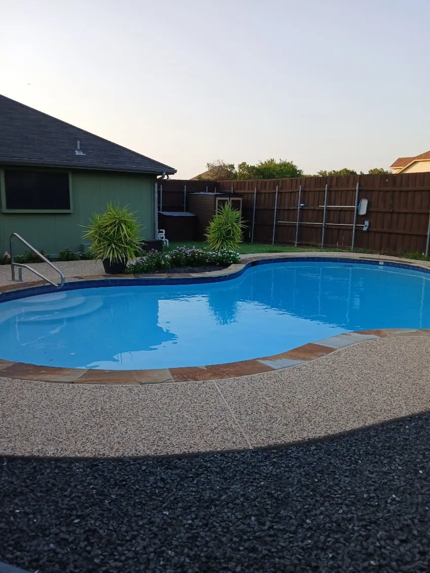 2037 Vista Drive Lewisville, TX 75067