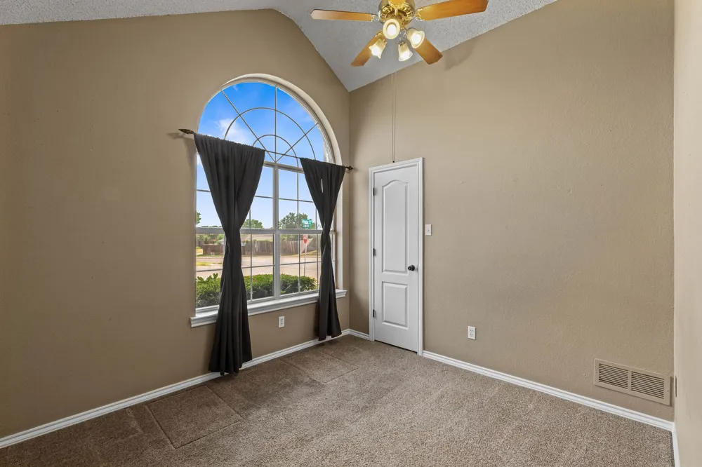 2037 Vista Drive Lewisville, TX 75067