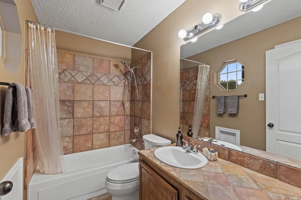 2037 Vista Drive Lewisville, TX 75067