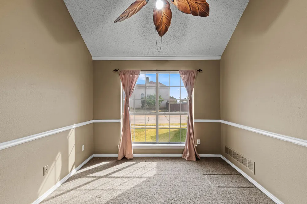 2037 Vista Drive Lewisville, TX 75067